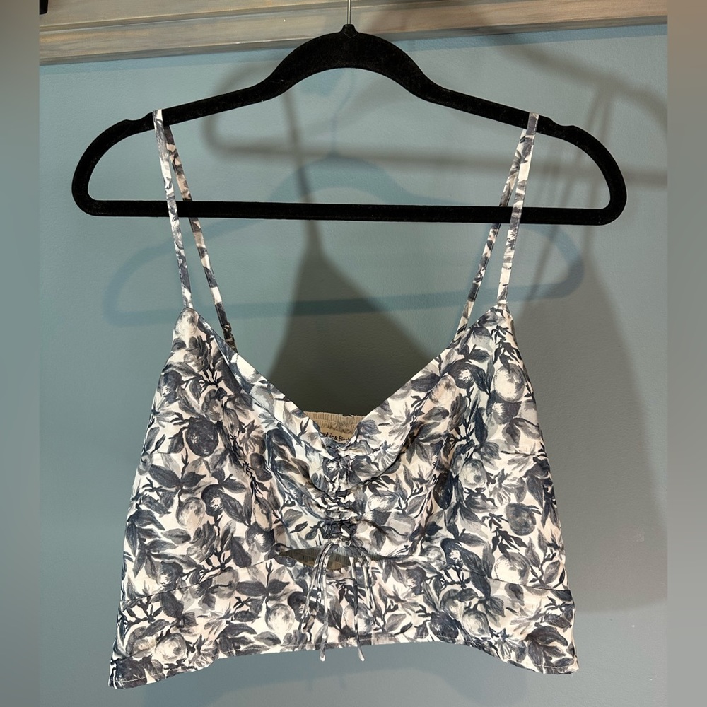 Abercrombie & Fitch Blue/Grey Floral Cinched Peep Hole Crop Top